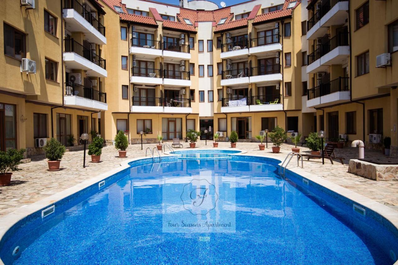 Four Seasons Apartment - Oasis Beach Resort Bliznatsi ภายนอก รูปภาพ