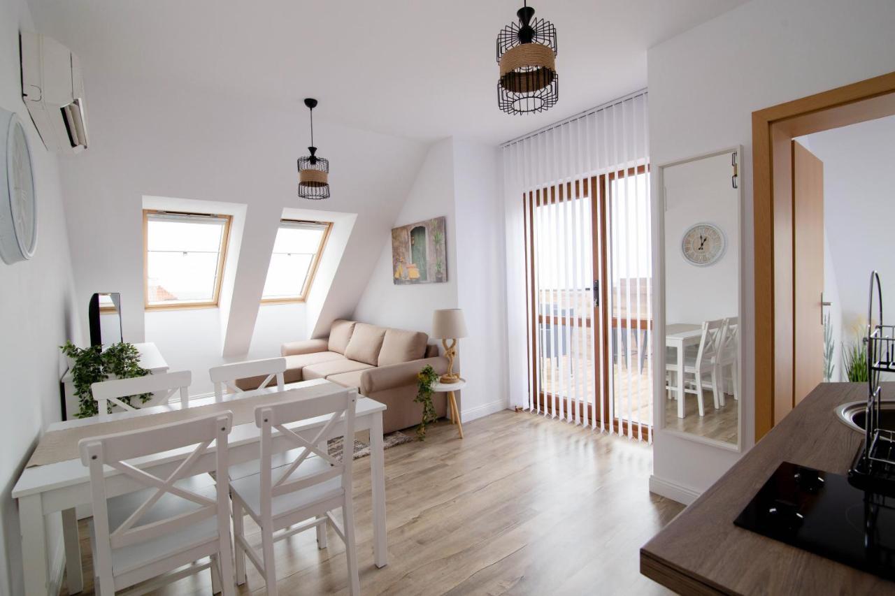 Four Seasons Apartment - Oasis Beach Resort Bliznatsi ภายนอก รูปภาพ