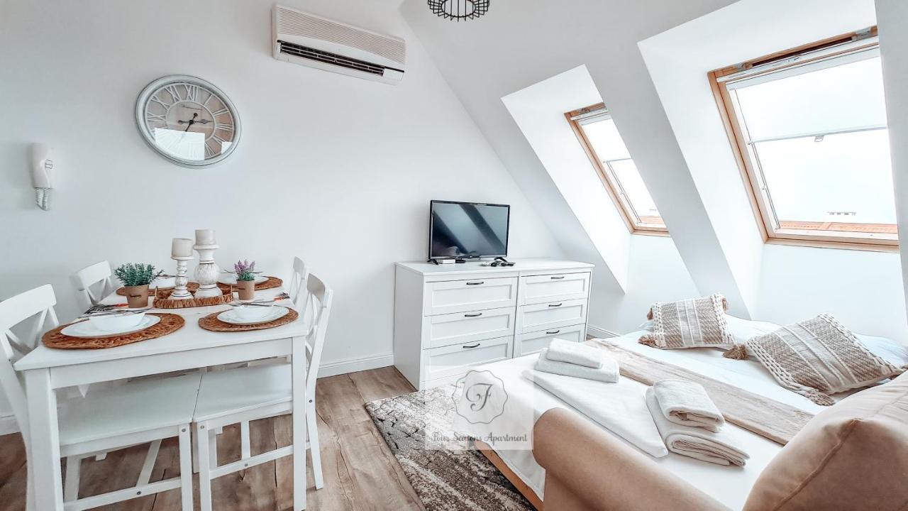 Four Seasons Apartment - Oasis Beach Resort Bliznatsi ภายนอก รูปภาพ